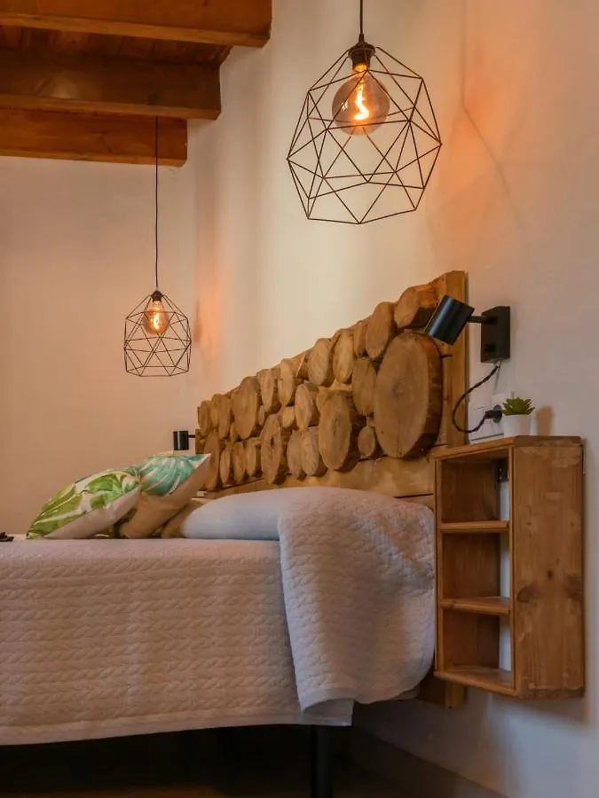 Apartment Alojamientos Biarritz Vista Jardin Fuenteheridos Spain